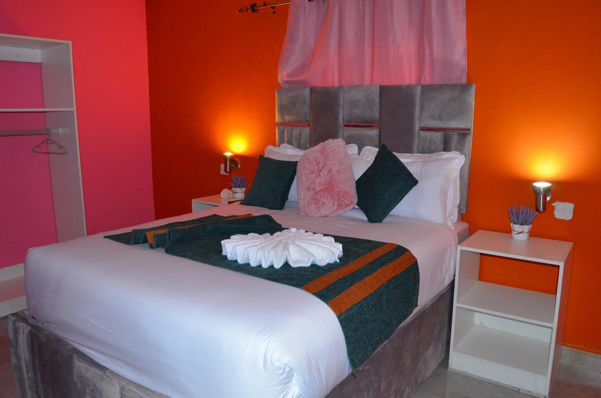 Chobe Kulotu Guest House Касане Экстерьер фото